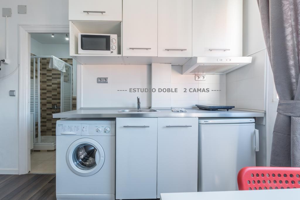 Apartamentos Arapiles Madrid Exteriör bild